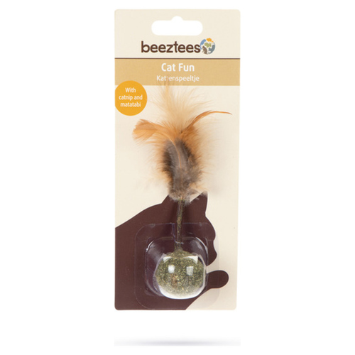 weitere Abbildung Beeztees Catnip Ball mit Matatabi und Federn