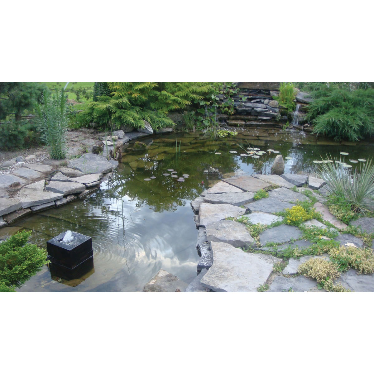 Laguna Teichfilter mit Springbrunnen 2275 L LED