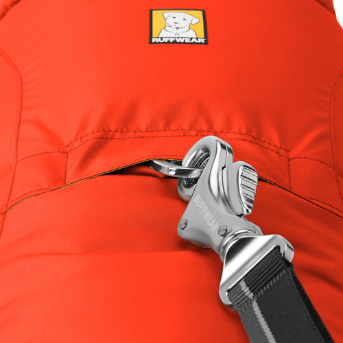 weitere Abbildung Ruffwear Thermojacke Quinzee Insulated Jacket Sockeye Red